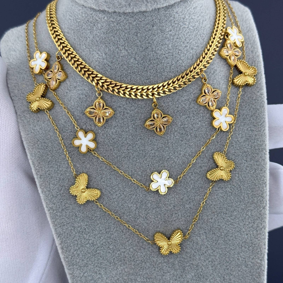 Prairie Flower Meadow Odette Necklace