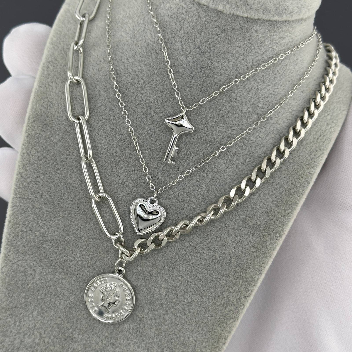 Amara Heart & Key Margaux Necklace