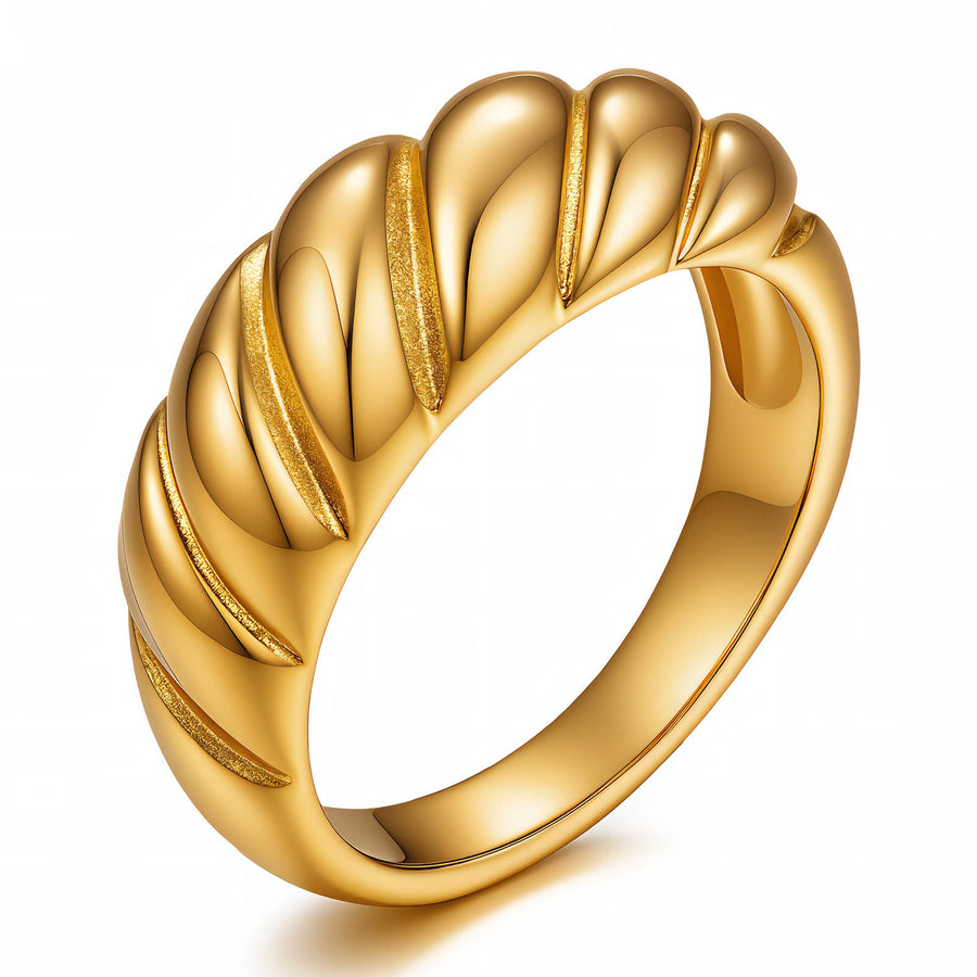 Croissant Colette Ring
