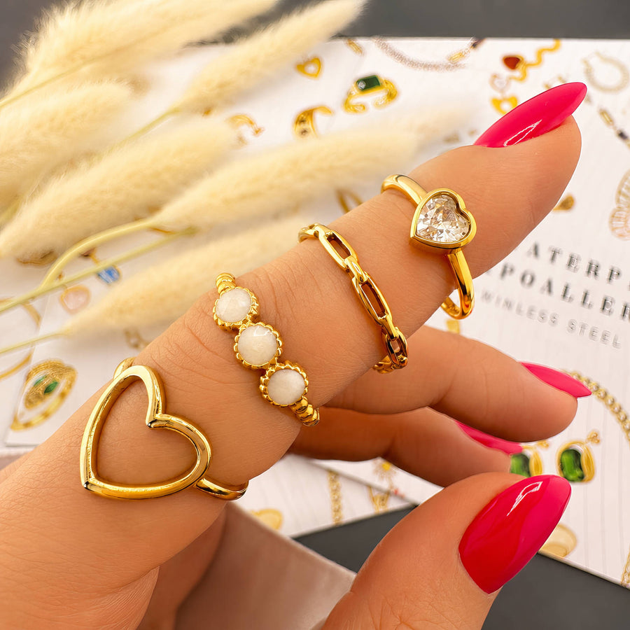 Amara Heart Delphine Ring