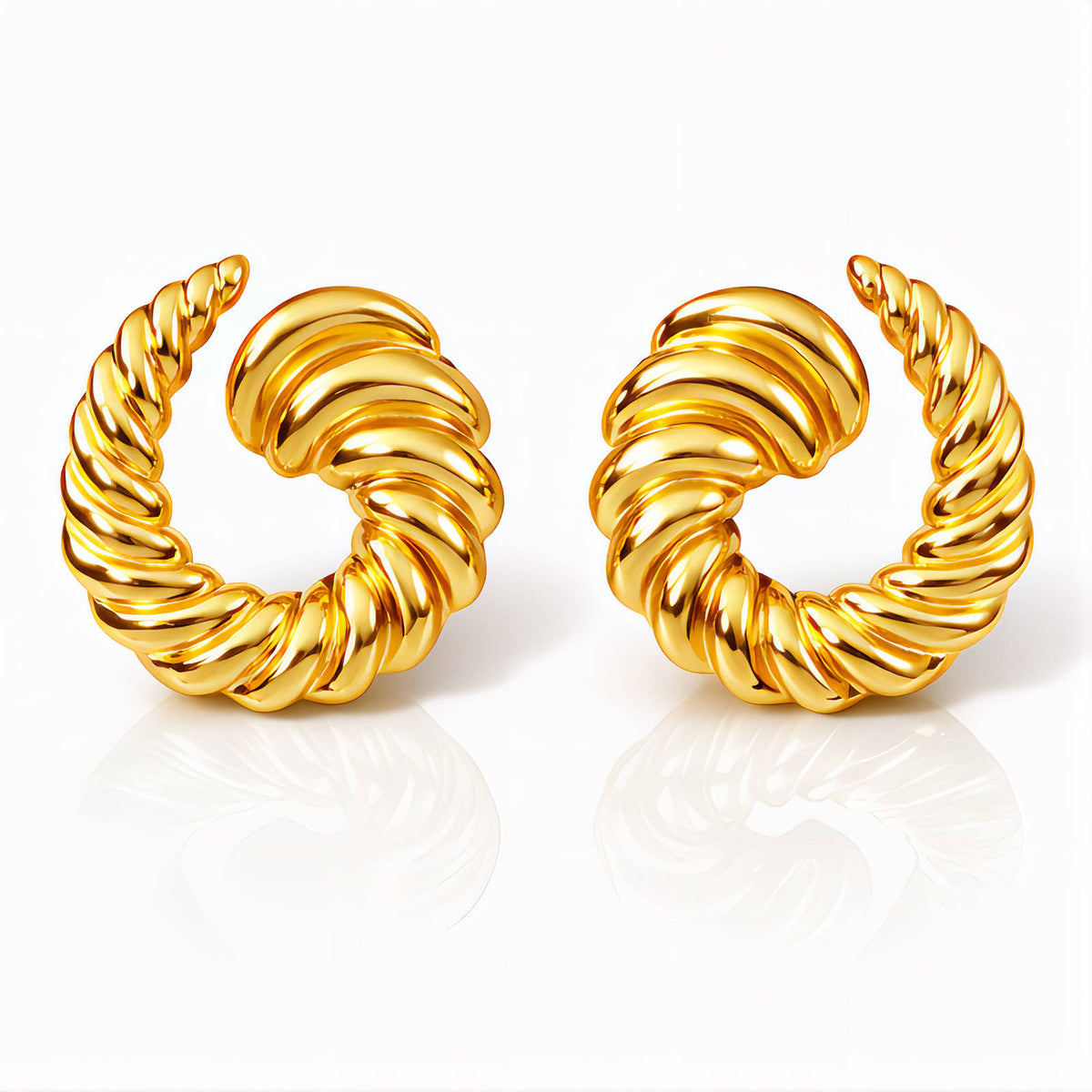 Virginie Stud Earrings